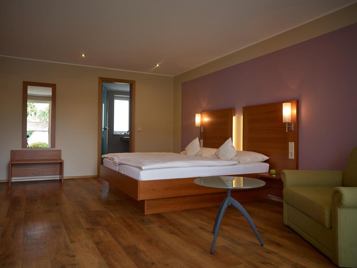 Gaestehaus Ressler Harxheim Экстерьер фото