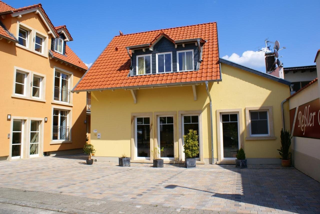 Gaestehaus Ressler Harxheim Экстерьер фото